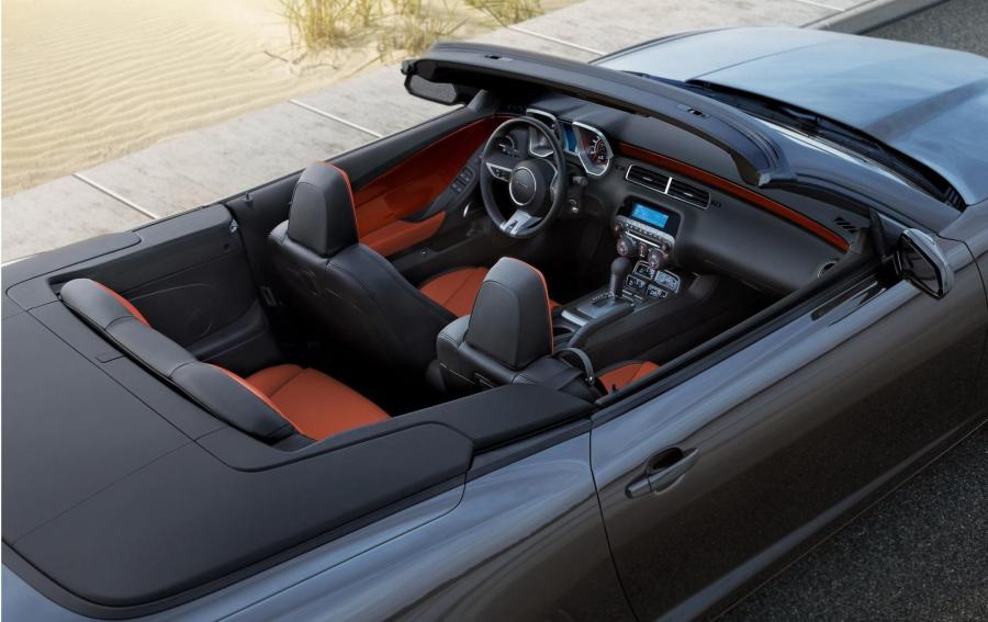  Chevrolet Camaro Convertible 2011 года  (фото 39 из 82)
